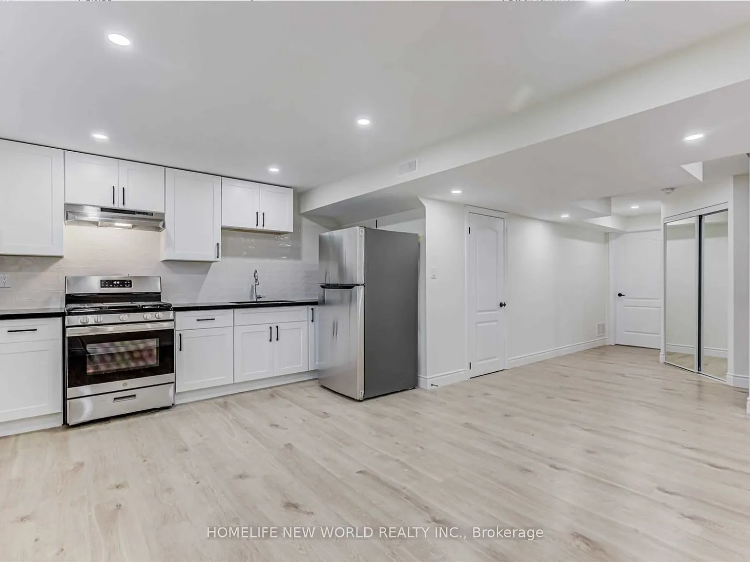 1 bed, $2,000 — Photo 2