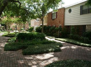 6412 Olympia Dr, Houston, TX 77057