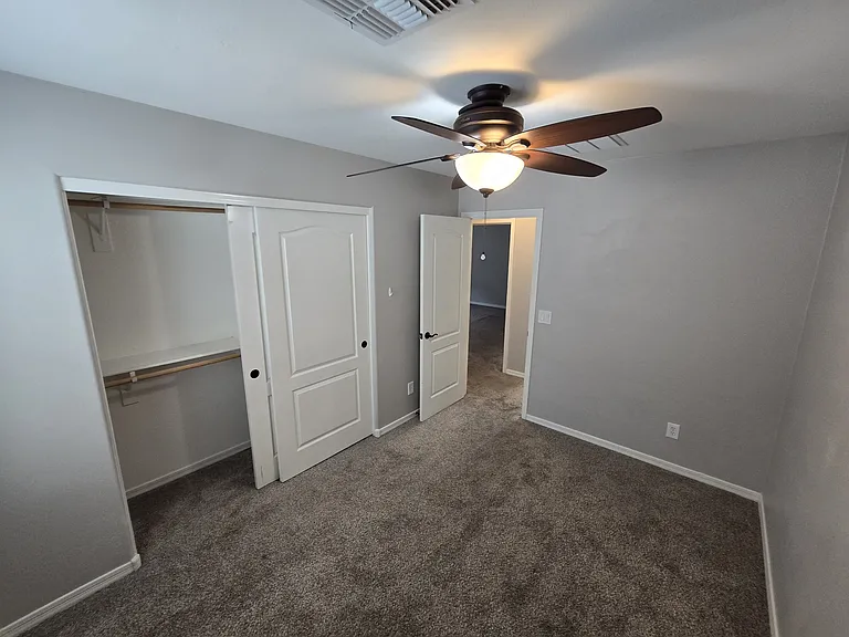 950 S Wallrade Ln — Photo 31
