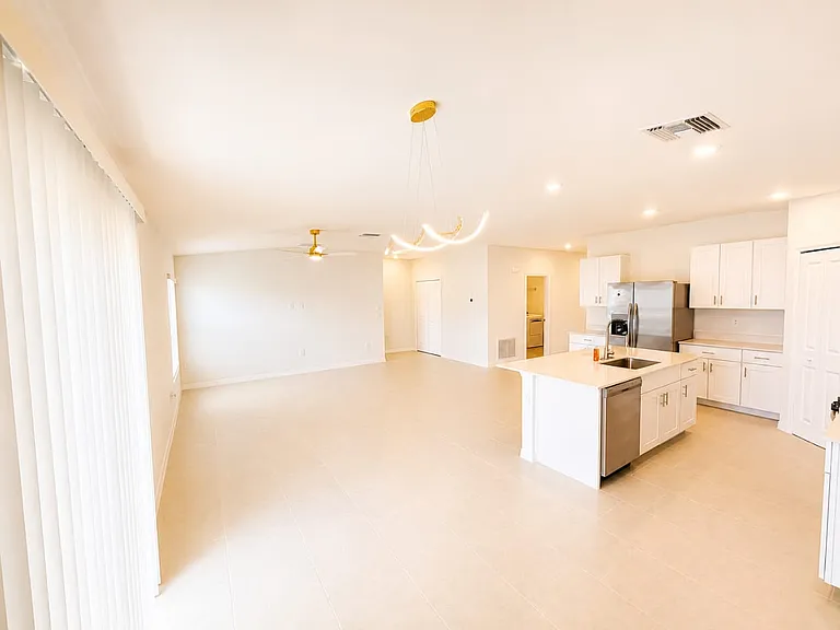 17240 Cantu Ct — Photo 36