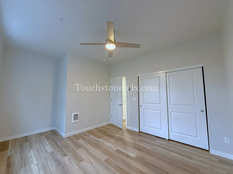 3323 SE 87th Ave — Photo 50
