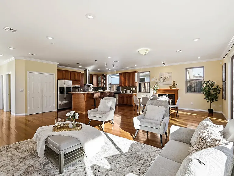 1352 S Stelling Rd — Photo 26