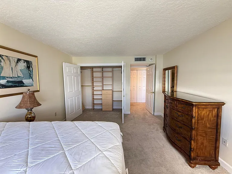 5600 N Flagler Dr #2209 — Photo 20
