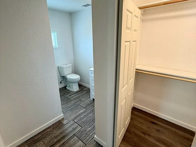 4410 S Holt Rd — Photo 14
