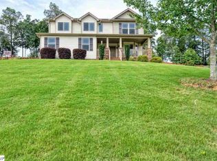14 Kinlock Ln, Travelers Rest, SC 29690