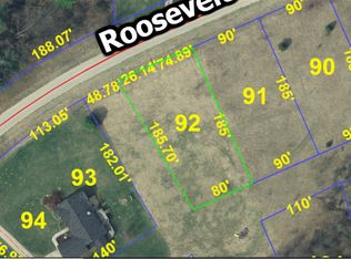 12a92 Roosevelt, Apple River, IL 61001