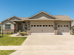 510 Penn Ridge Pl, North Liberty, IA 52317