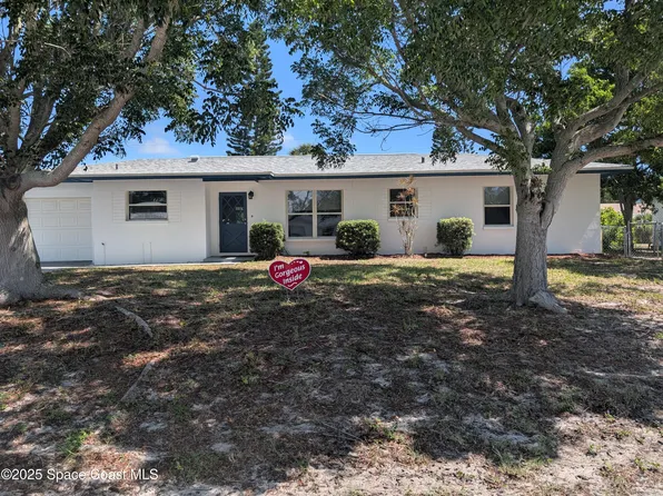 630 Charles Dr, Melbourne, FL 32935