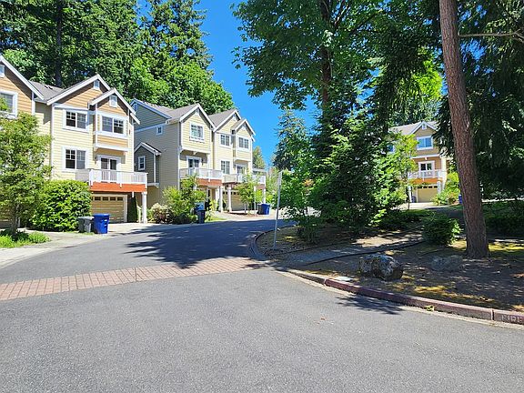 2nd image of 1083 156th Ave NE