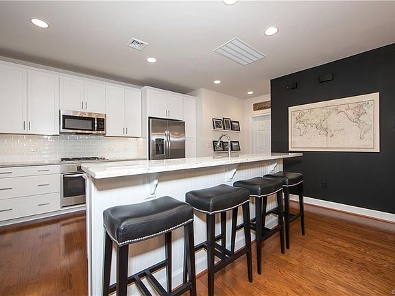 4th image of 5201 Monument Ave Unit 3B