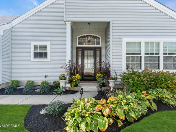 14 Isabella Drive, Manchester, NJ 08759