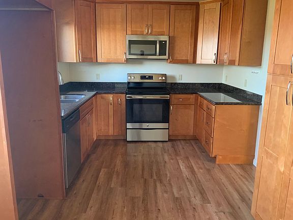 2nd image of 4779 Lage Dr
