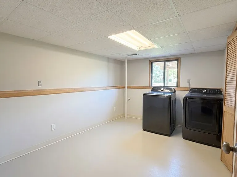 11379 Red Fox Dr N — Photo 26