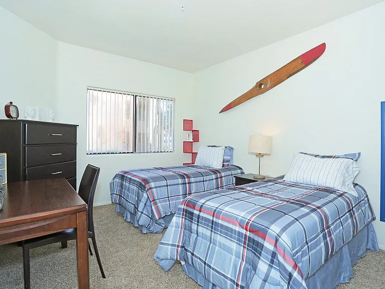 Parc West Apartments — Photo 8