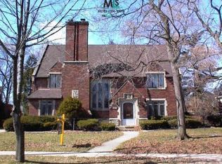 19345 N Strathcona Dr, Highland Park, MI 48203