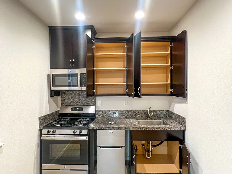 2727 Terni Ct #8A — Photo 5