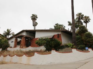 1876 Laurel Rd, Oceanside, CA 92054