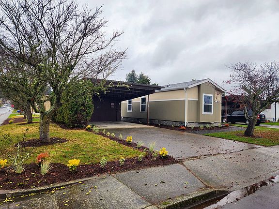 2nd image of 603 NW 6th Ct