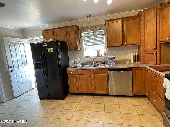 5th image of 130 Patrick Drive