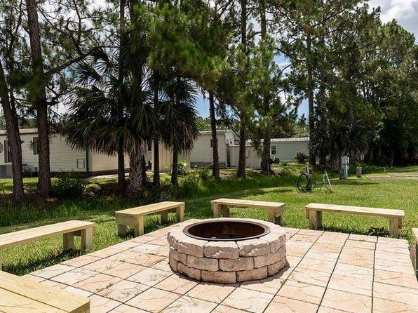 1072 Rainbow Cir, Eustis, FL 32726