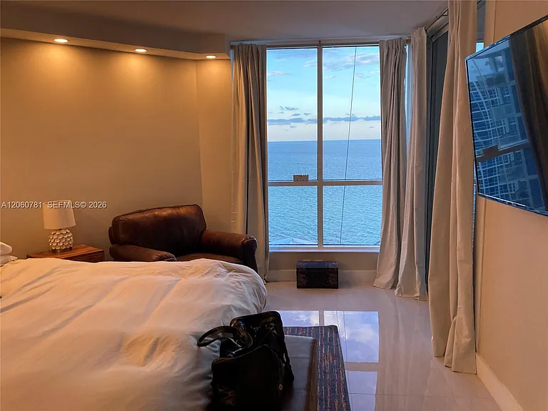 6767 Collins Ave #1701 — Photo 12