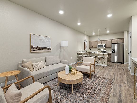 2nd image of 545 Northern Lights Blvd #545E-305