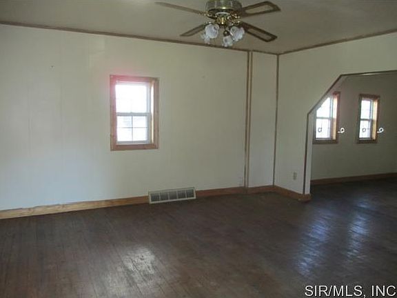 2nd image of 3104 E 23rd St