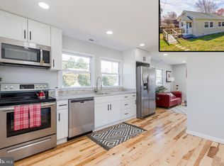 5 Center Section Ct, Middle River, MD 21220