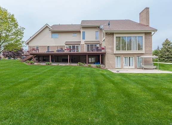 3rd image of 3811 Manchester Ct