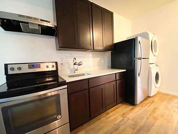 2nd image of 712A Greene Ave #A