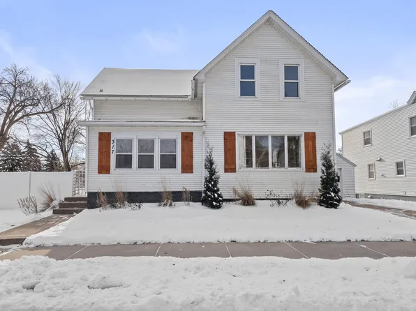 317 1st St W, Waconia, MN 55387