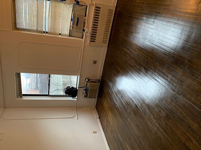 2nd image of 357 W 43rd St APT 2R