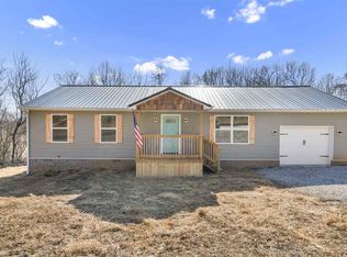 2731 Lodge Hall Rd, Bowling Green, KY 42101