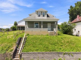 1829 Rebecca St, New Kensington, PA 15068