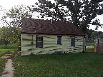 5th image of 620 Chicago Ave