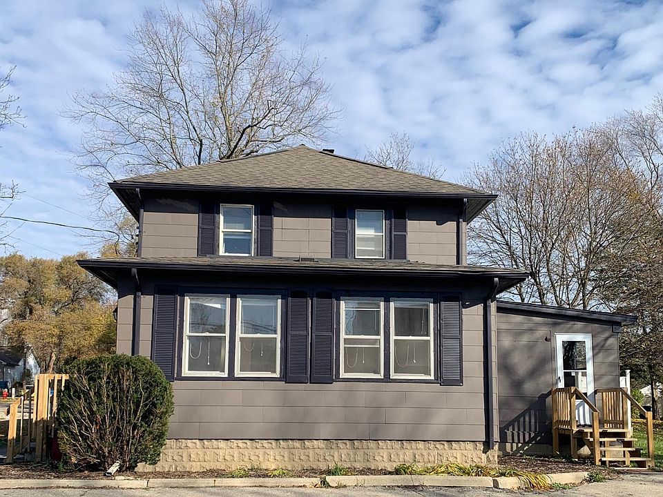 1st image of 210 McFarland St