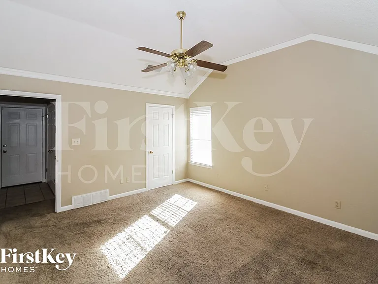8954 Fulton Ln — Photo 9