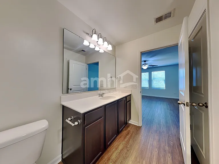 115 Orion Way — Photo 10
