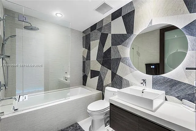 1100 Biscayne Blvd #LPH6105 — Photo 26