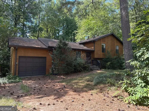 447 Michael Dr, Alpharetta, GA 30009
