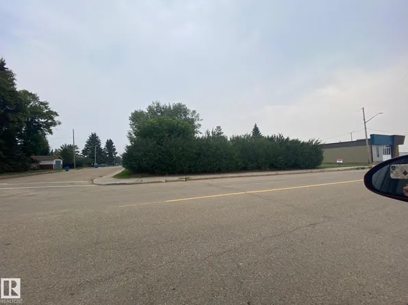 4019 47th St, Wetaskiwin, AB T9A 2A1