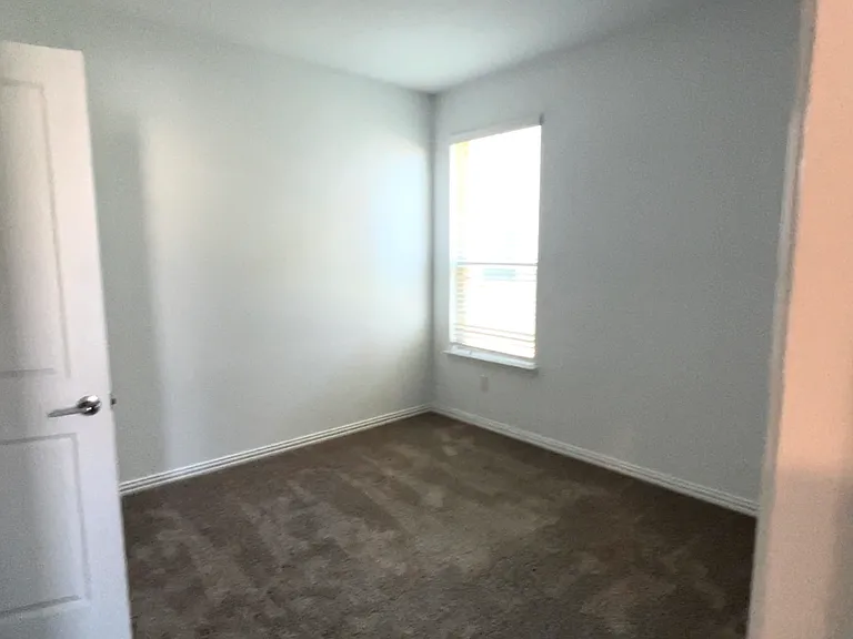 9837 Larkfield Dr — Photo 9