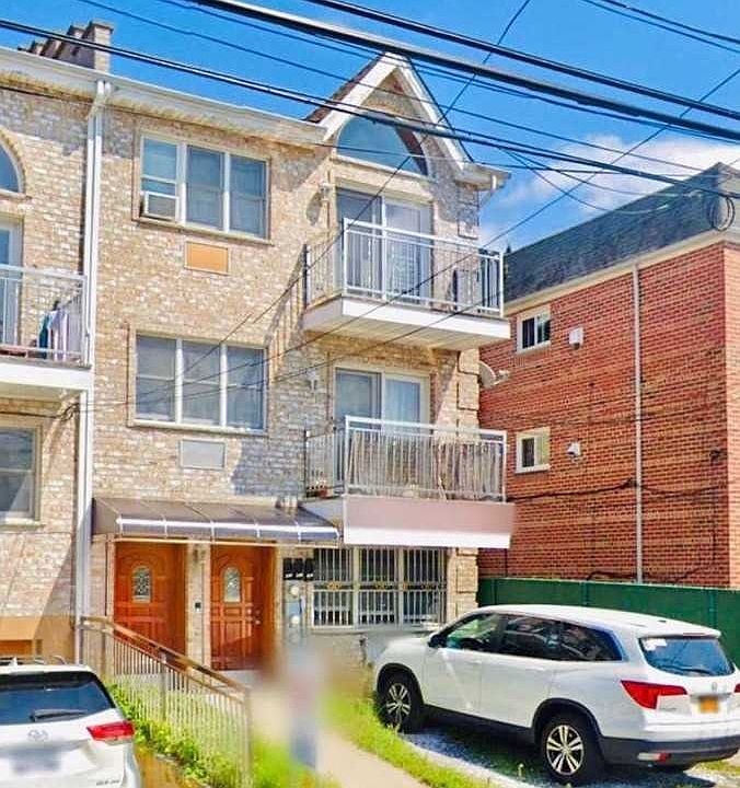 1st image of 42-09 163rd St Floor 2