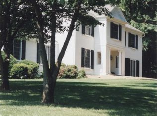 190 Church Rd, Devon, PA 19333