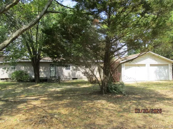 2230 Politic Rd, Elmore, AL 36025