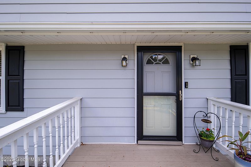 2nd image of 47 Bayberry Drive