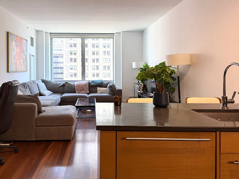 30 West St #22D — Photo 3
