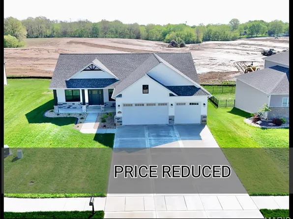 1438 Montauk Rd, Troy, IL 62294