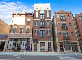 825 N Milwaukee Ave APT 2R, Chicago, IL 60642