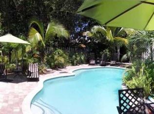 2510 NE 6th Ave, Fort Lauderdale, FL 33305